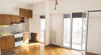 Pagrati (Alsos Pagratiou) – 3rd Floor Apartment with Open View, Near Metro